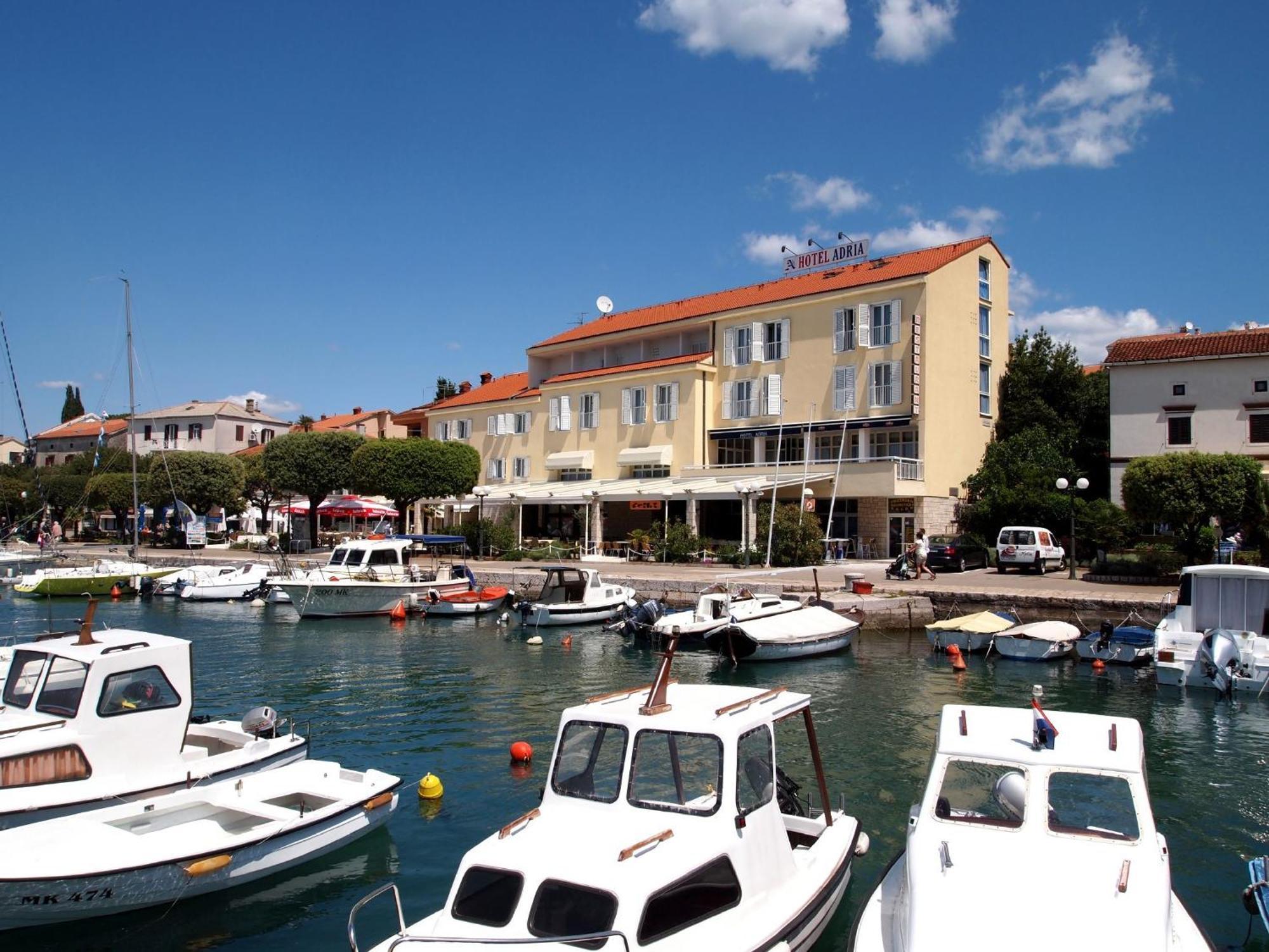 Hotel Adria マリンスカ エクステリア 写真