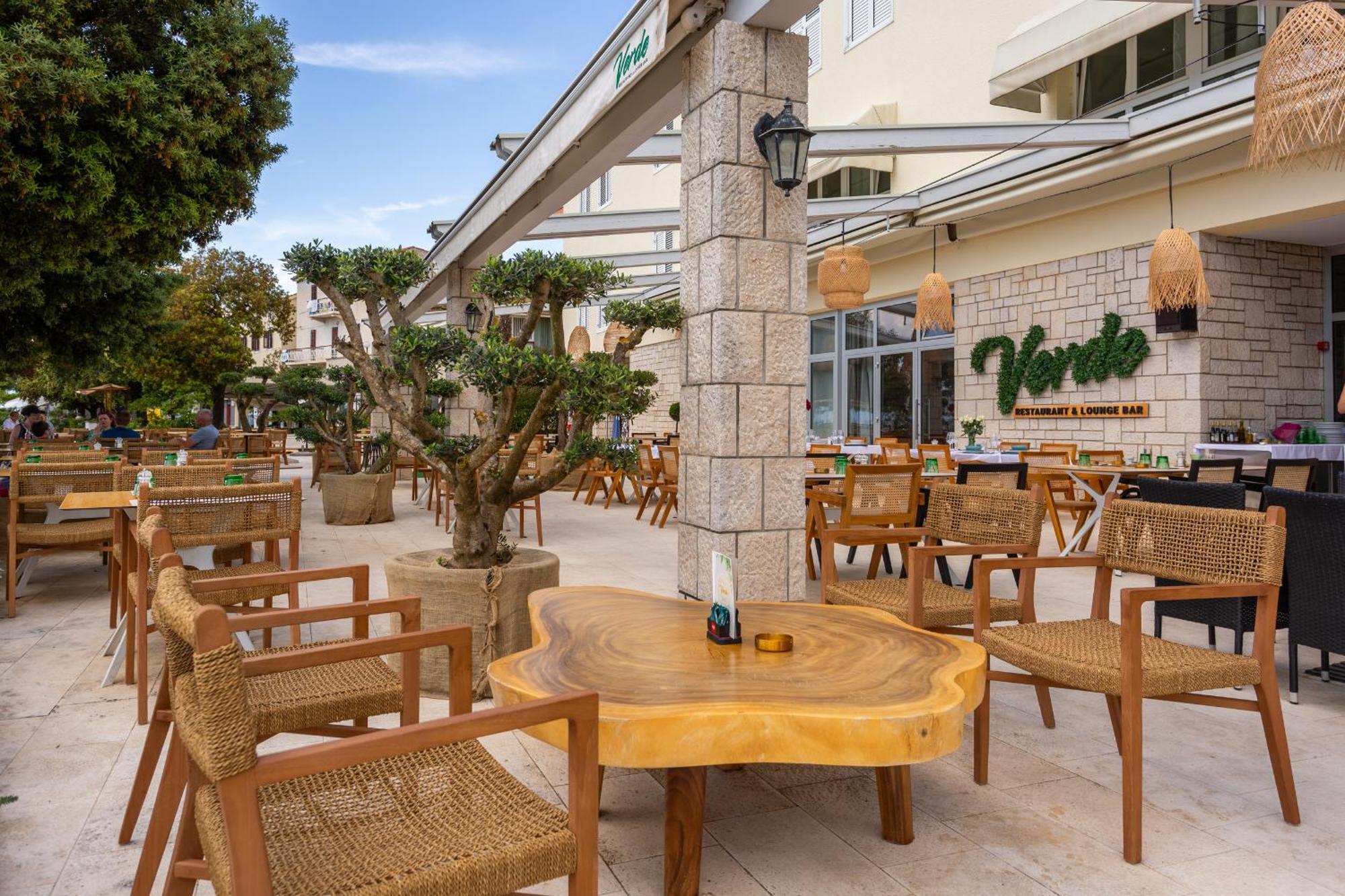 Hotel Adria マリンスカ エクステリア 写真