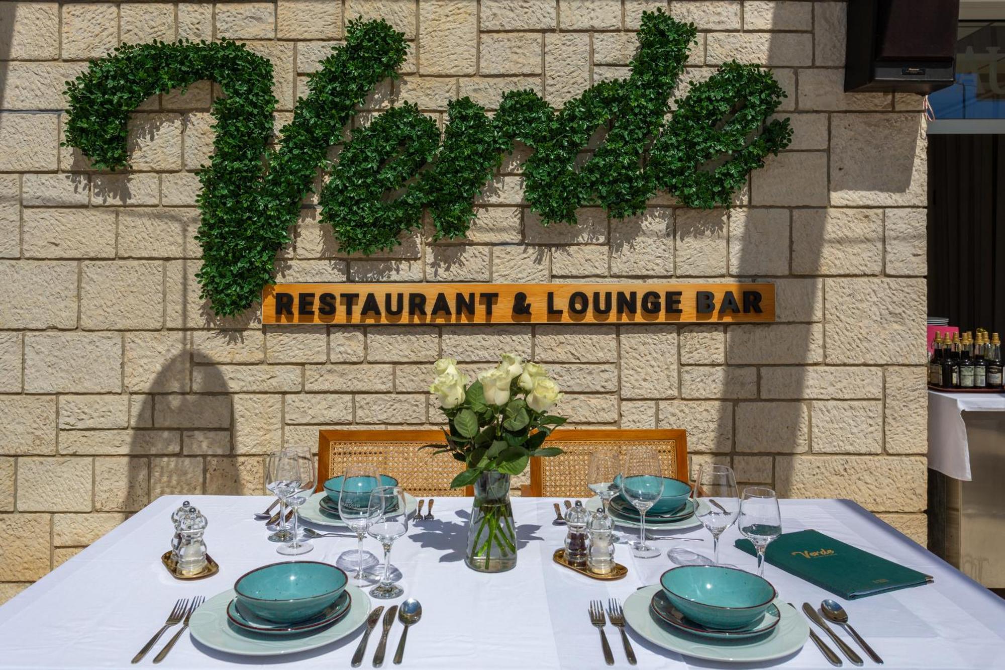 Hotel Adria マリンスカ エクステリア 写真