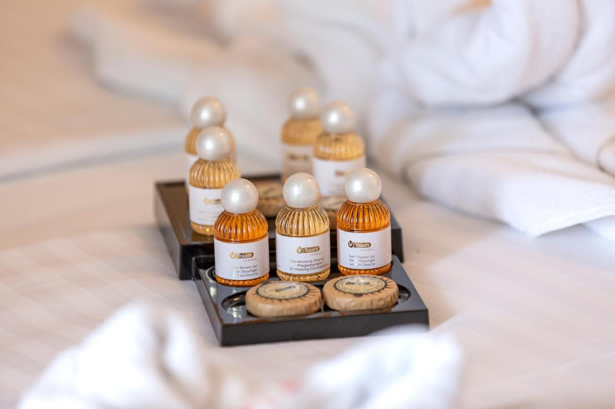 Hotel Adria マリンスカ エクステリア 写真