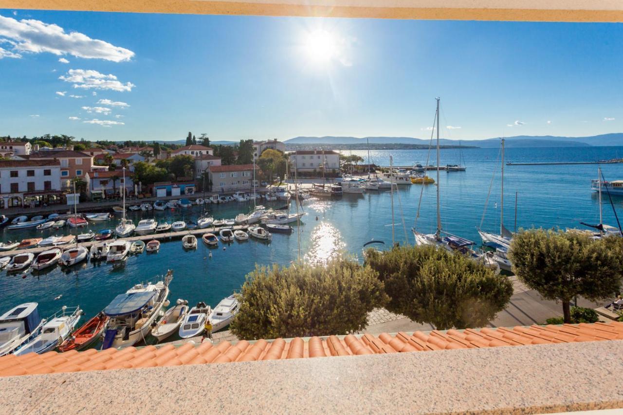 Hotel Adria マリンスカ エクステリア 写真